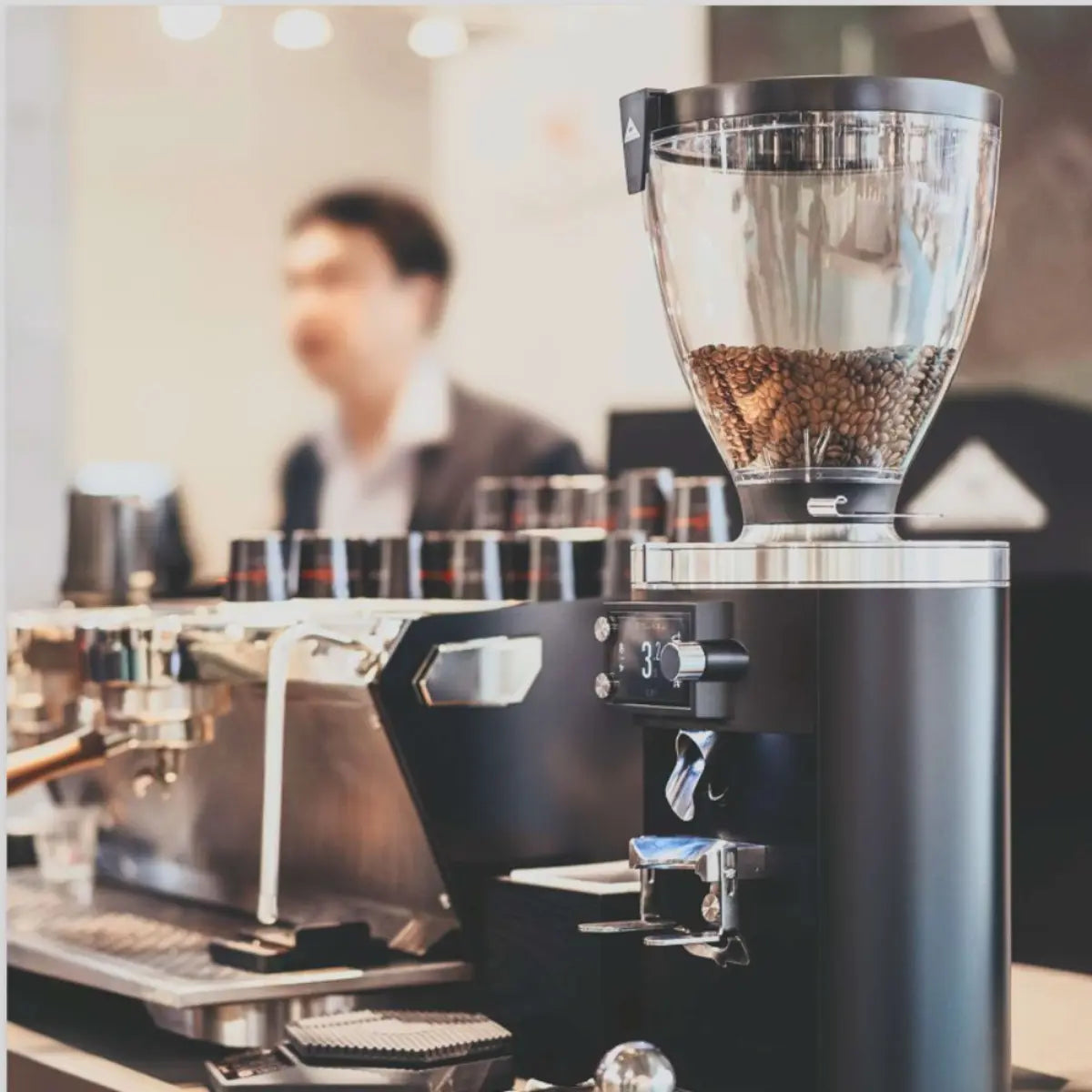La Marzocco Linea PB S 2 Group Espresso Machine + Mahlkonig E80s GBW Grinder - Commercial Bundle Kit
