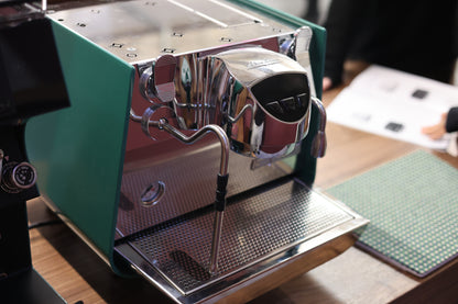Victoria Arduino E1 Prima Espresso Machine - Neo Technology & SIS