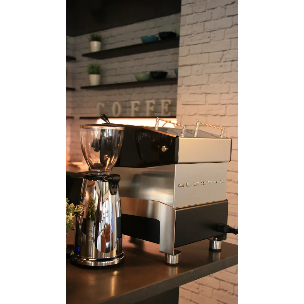 Elektra Verve Mini Espresso Machine - Dual Boiler Black