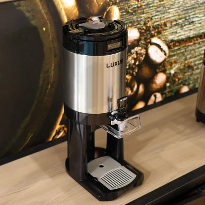 Fetco L4S-10 & L4S-15 LUXUS Thermal Dispenser Host Milan 2025 - Prime Coffee Suppliers