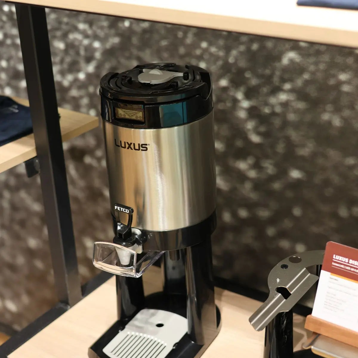 Fetco L4S-10 & L4S-15 LUXUS Thermal Dispenser Host Milan 2025 - Prime Coffee Suppliers