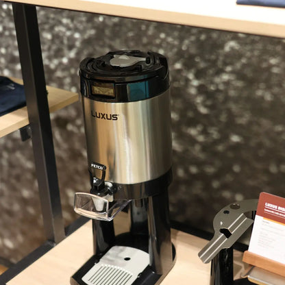 Fetco L4S-10 & L4S-15 LUXUS Thermal Dispenser Host Milan 2025 - Prime Coffee Suppliers
