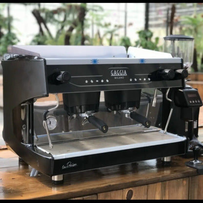 Gaggia Milano La Decisa Ergonomic, Precision Dosing & PID Stable Espresso Machine