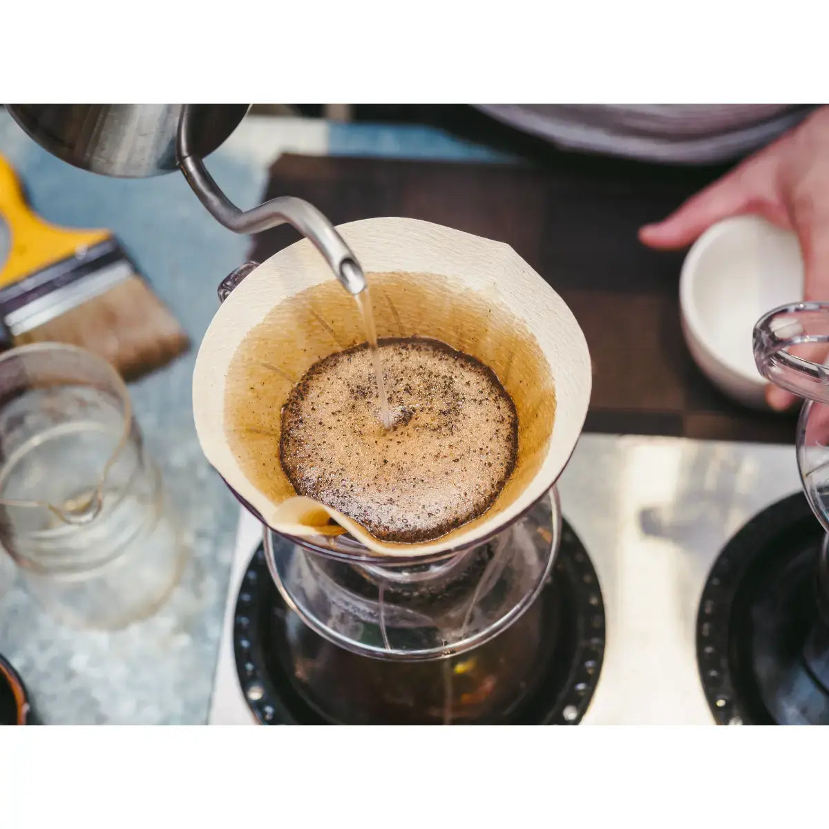 MONT58 Tanzania Single Origin Coffee Beans v60 making