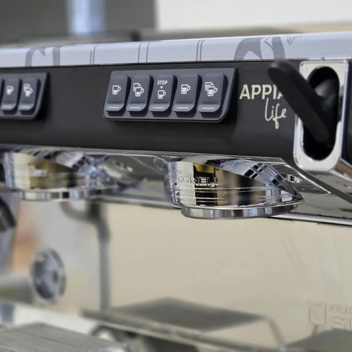 Nuova Simonelli Appia Life XT Series Espresso Machine - 11 & 15 Litre Boiler - Espresso Machine - Prime Coffee Suppliers