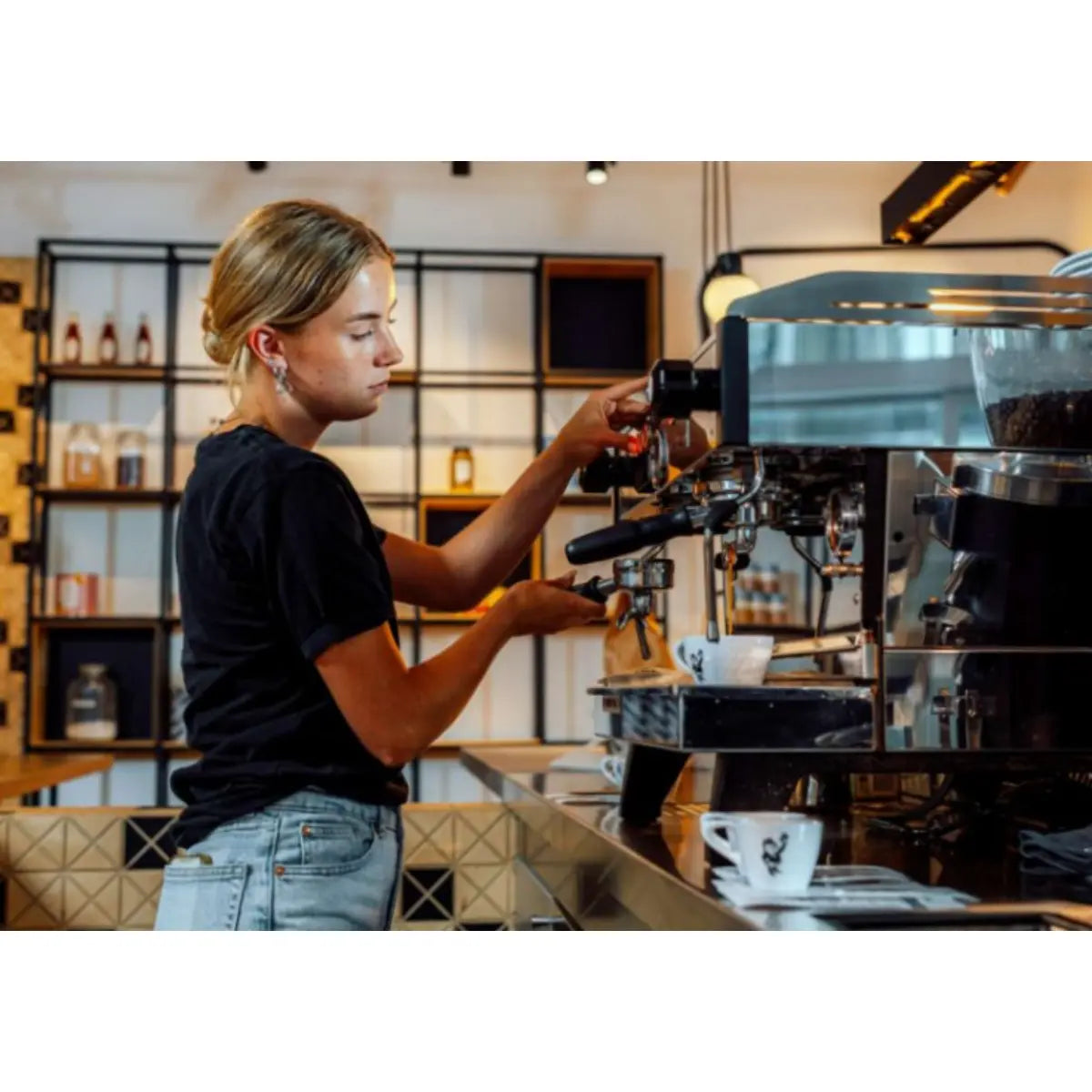 PUQPRESS Light Mini Free Standing Automatic Tamper