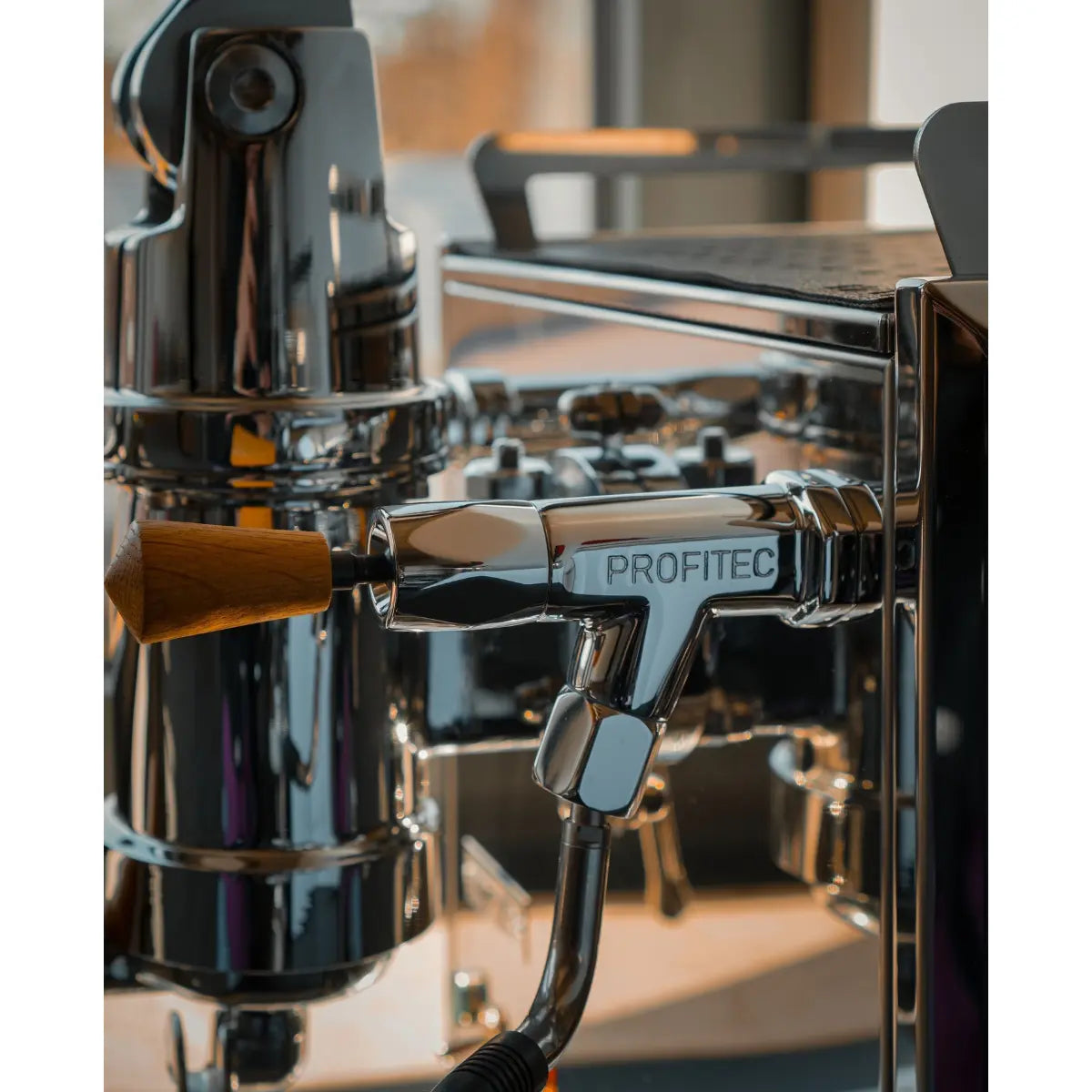Profitec Pro 800 V2 Espresso Machine - Hand Lever Dipping System with PID Control