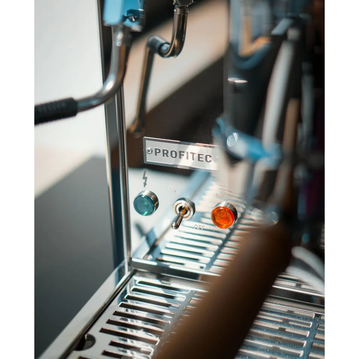 Profitec Pro 800 V2 Espresso Machine - Hand Lever Dipping System with PID Control