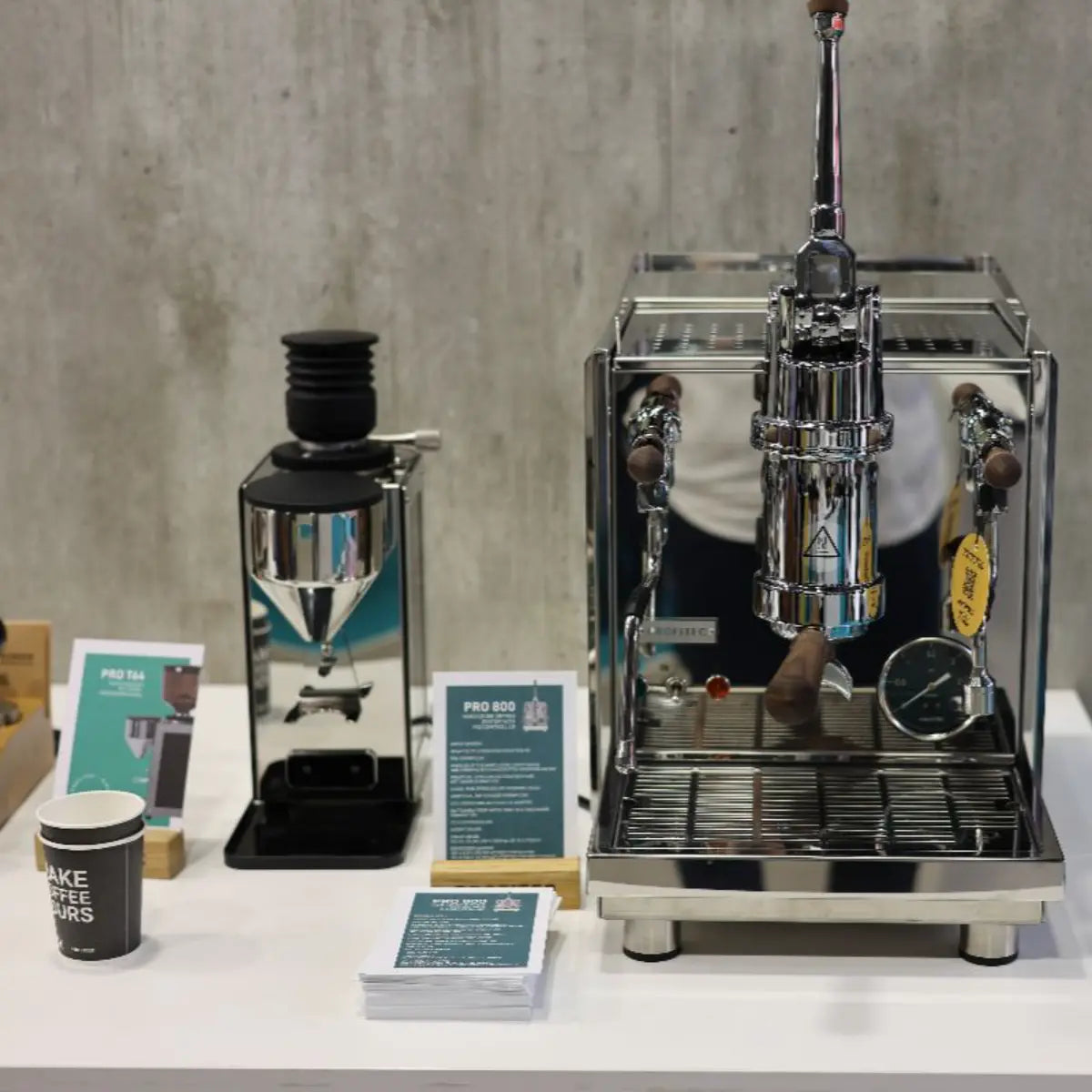 Profitec Pro 800 V2 Espresso Machine - Hand Lever Dipping System with PID Control