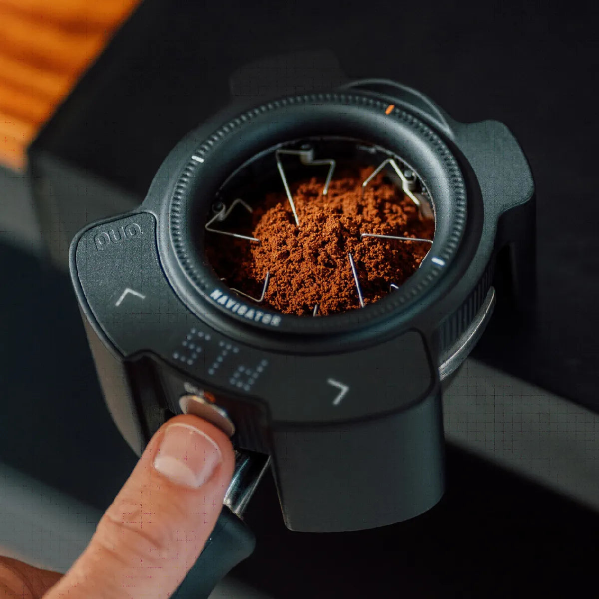 PuqPrep Navigator One-Touch Operation USB-C Rechargeable Automatic Distribution Tool - Distribution Tool - Prime Coffee Suppliers