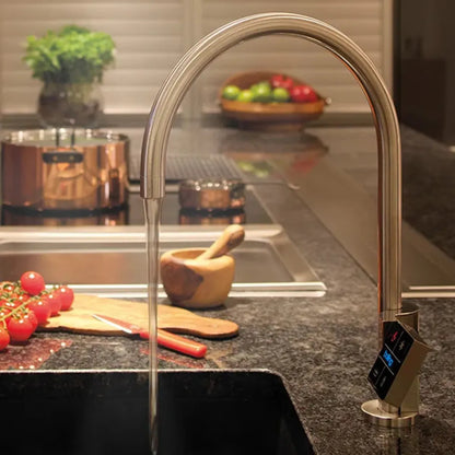 Quatreau HydreauBar Professional Smart Water Bottling Station