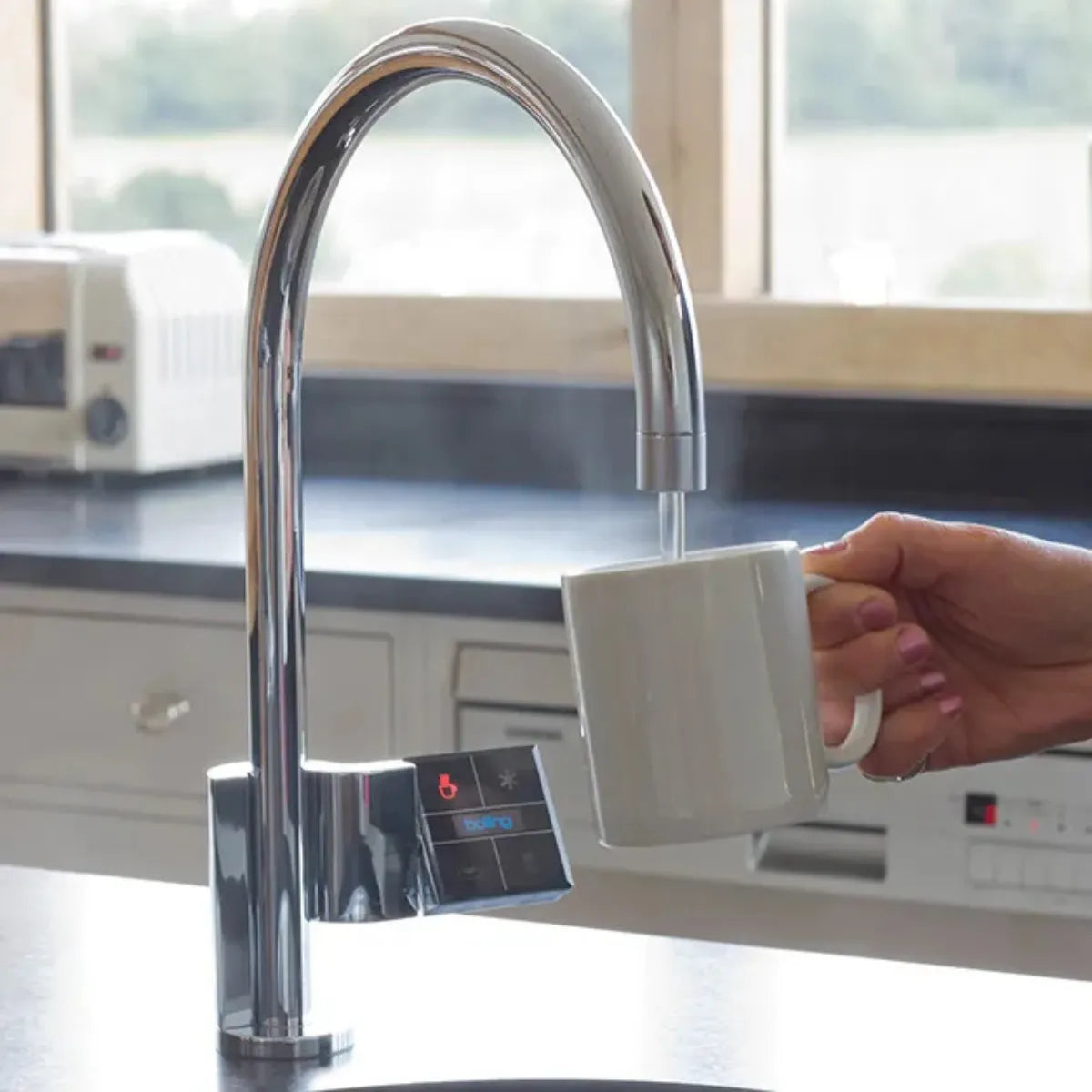 Quatreau TouchTap™  5-in-1 Luxury Touchscreen Kitchen Tap