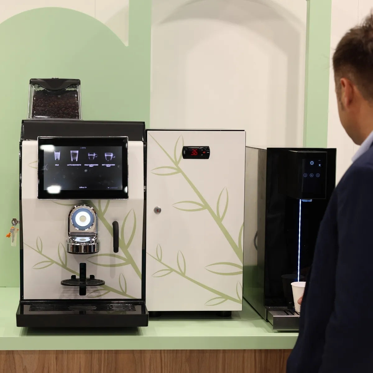 LaRhea rhTT1.v+ VHO Coffee Machine - Bean to Cup + 300 Cuper per Day - Coffee Machine - Prime coffee Suppliers