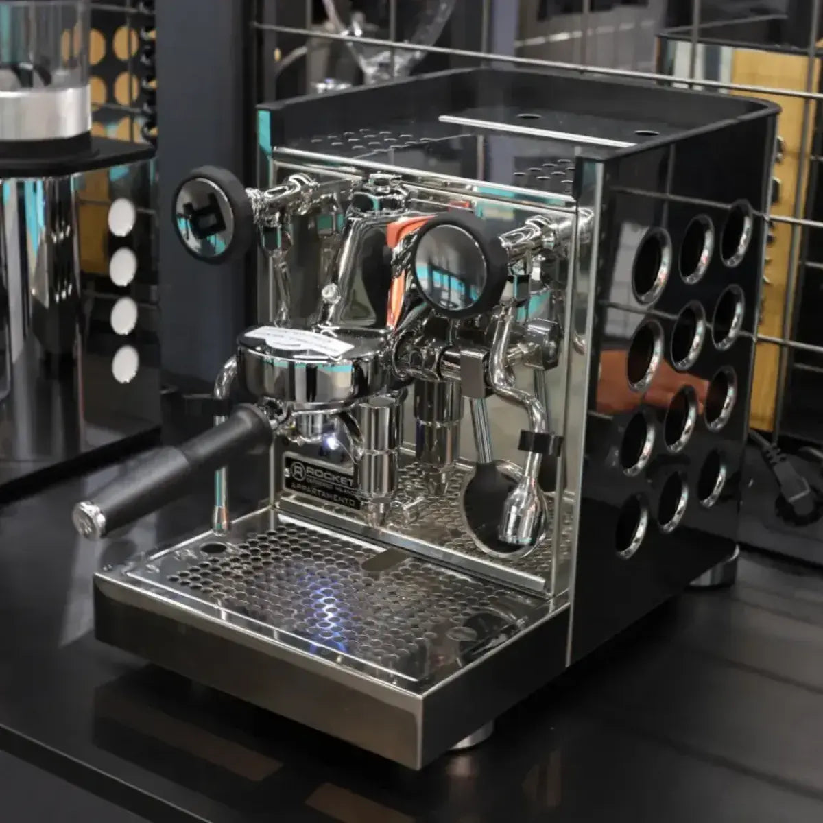 Rocket Appartamento TCA Host Milan 2025 - Prime Coffee Suppliers