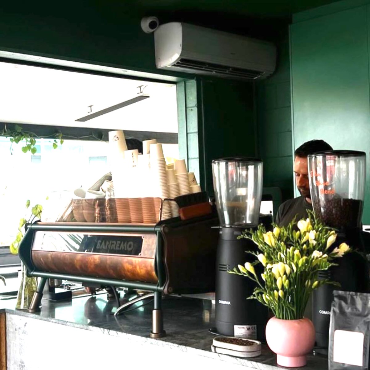Sanremo Café Racer: Custom Made Espresso Machine 2/3 Group - Advanced Stainless Steel Boiler