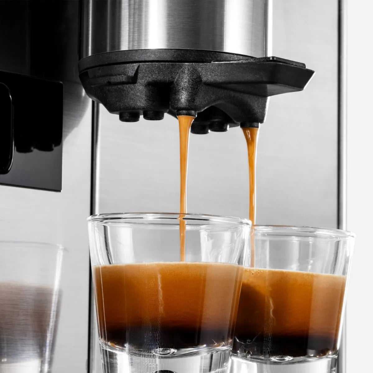UNIC Tango XP Solo Espresso Machine - Bean to Cup + Thermalink Technology - Espresso Machine - Prime Coffee Suppliers