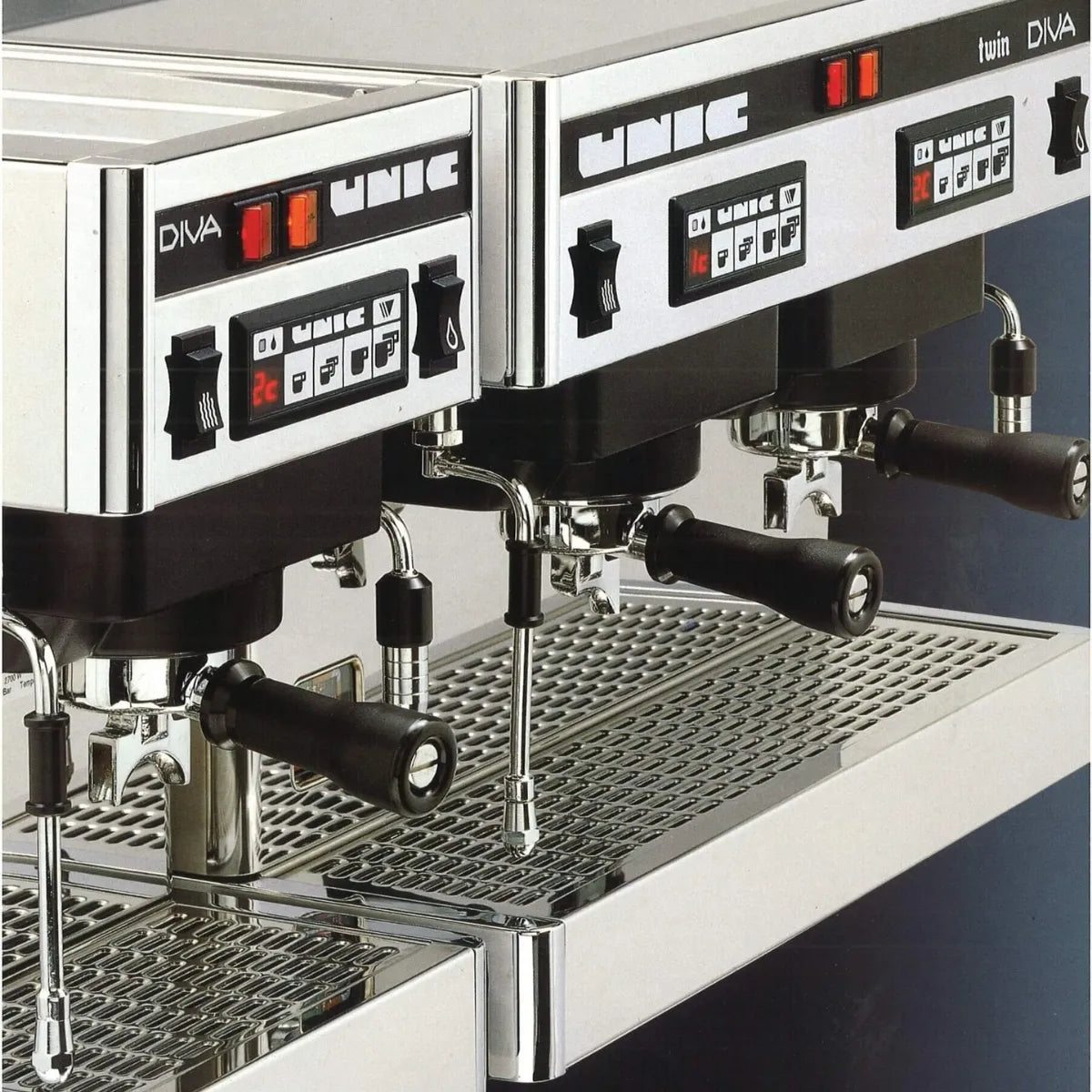 UNIC Classic Espresso Machine - 100-600 Cups per Day + DHA/DCA - Espresso Machine - Prime Coffee Supliers