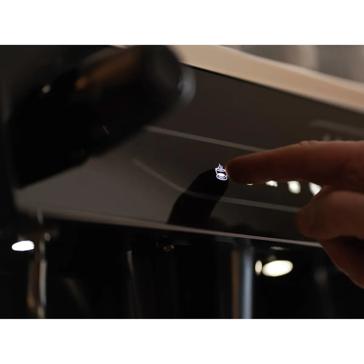 Gaggia - Gaggia Milano La Decisa Ergonomic, Precision Dosing & PID Stable Espresso Machine - Espresso Machine - Prime Coffee Suppliers