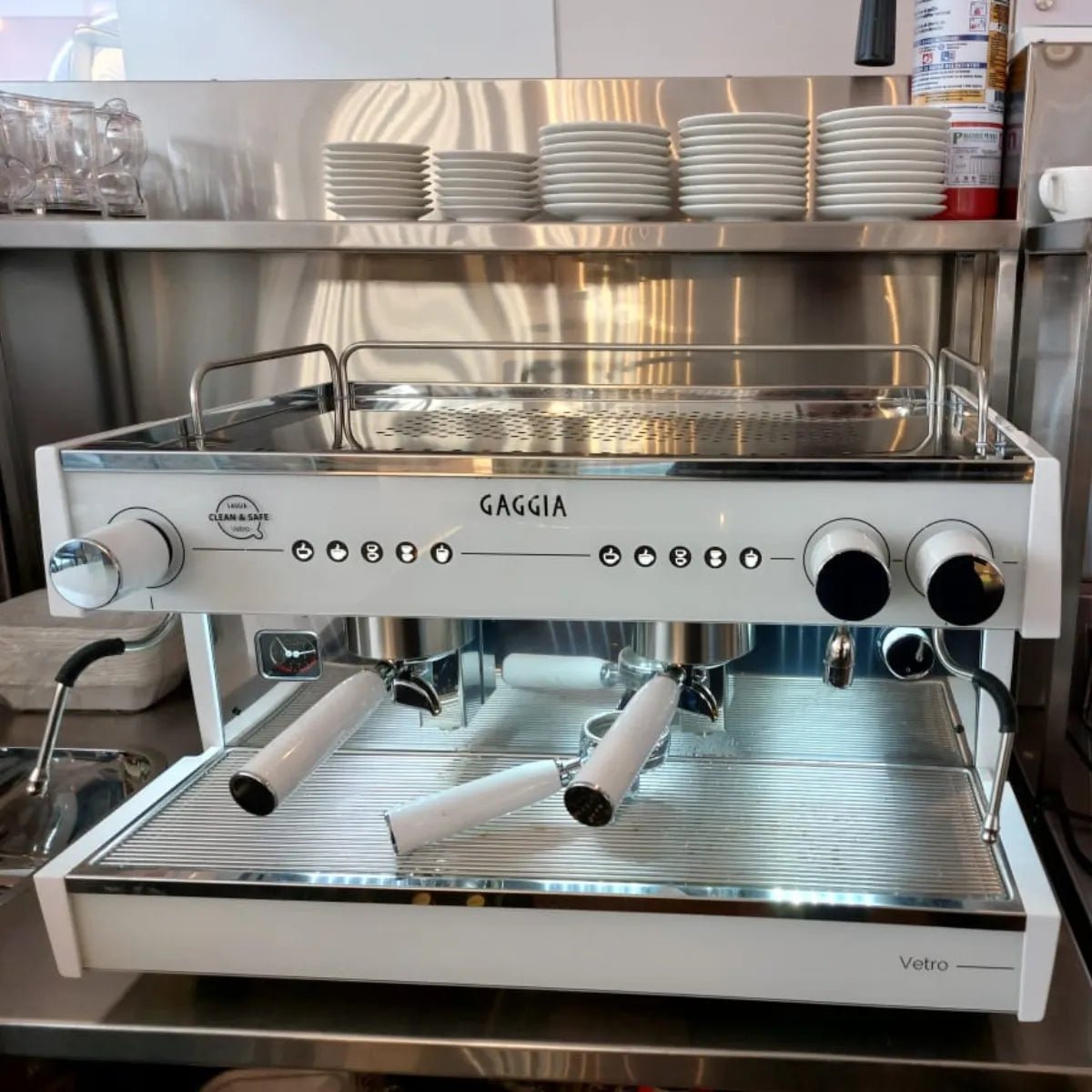 Gaggia - Gaggia Milano La Vetro PID - controlled System - TFT Display Espresso Machine - Espresso Machine - Prime Coffee Suppliers