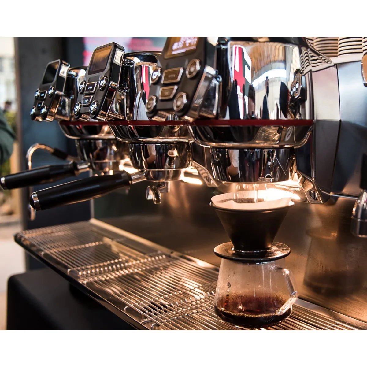 La Cimbali - La Cimbali M200 Espresso Machine - Smart Boiler System & Cold Touch Steam Wand - Espresso Machine - Prime Coffee Suppliers