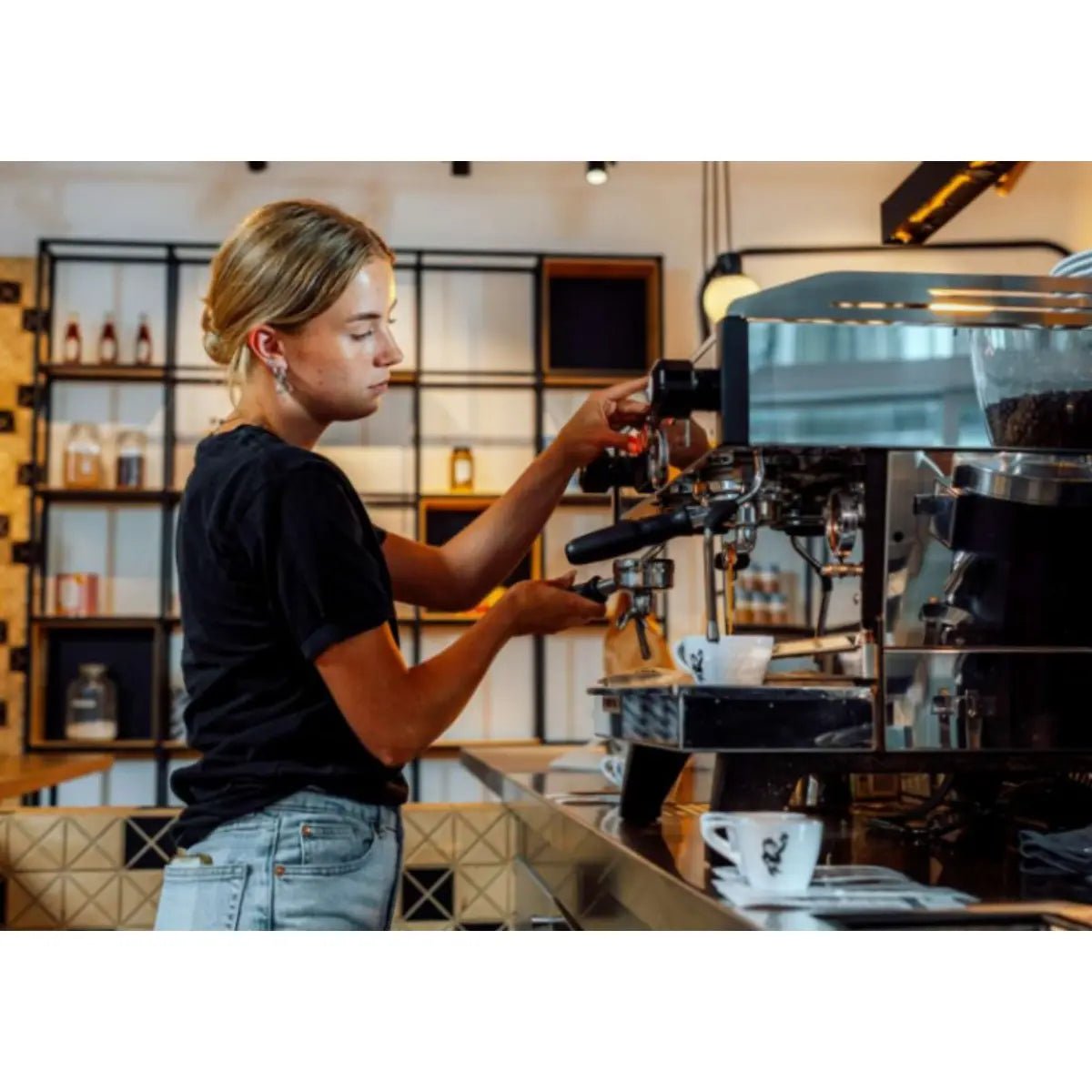 Puqpress - PUQPRESS Light Mini Free Standing Automatic Tamper | 58, 58.3mm - Coffee Tamper - Prime Coffee Suppliers