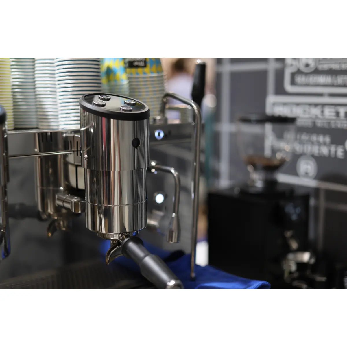 Rocket Espresso - Rocket RE Doppia 2 Group Espresso Machine + Bentwood H75 Grinder - Commercial Bundle Kit - Espresso Machine - Prime Coffee Suppliers