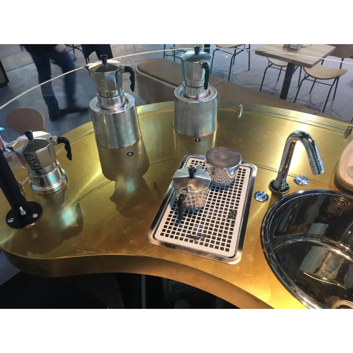 XLVI - XLVI Banco Moka Advanced Moka Pot Brewing and Display Station - Table - Prime Coffee Suppliers
